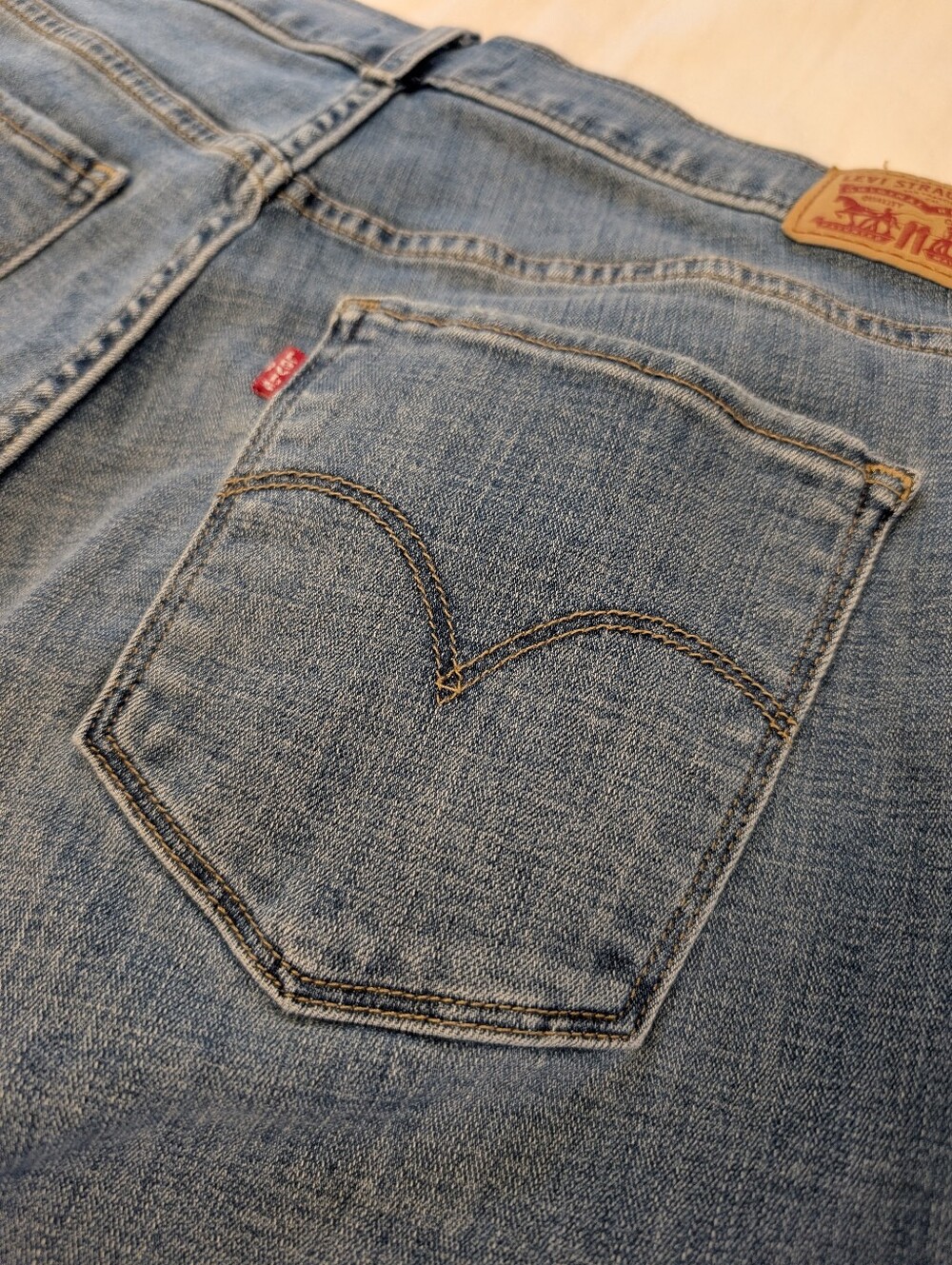 LEVIS Denim Bermuda Shorts Light Blue Jean Casual Distressed - Picture 14 of 16